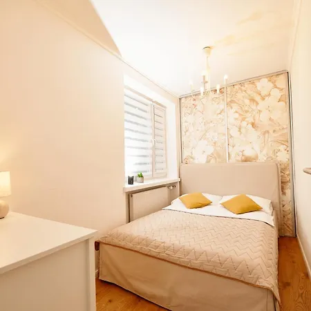 Marszalkowska Apartment *