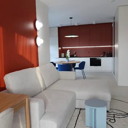 Apartament Lago Daire *